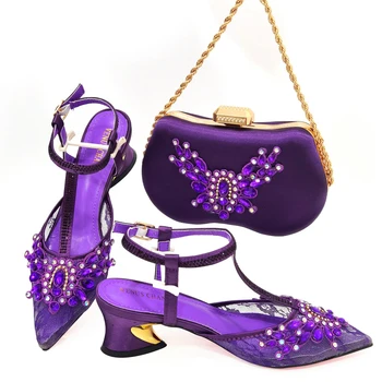 2023 Новейший Фиолетовый Нигерийский Хит продаж, Полосатый Блестящий Горный хрусталь, Цветочный дизайн, Модные вечерние женские туфли с открытым носком и набор сумок